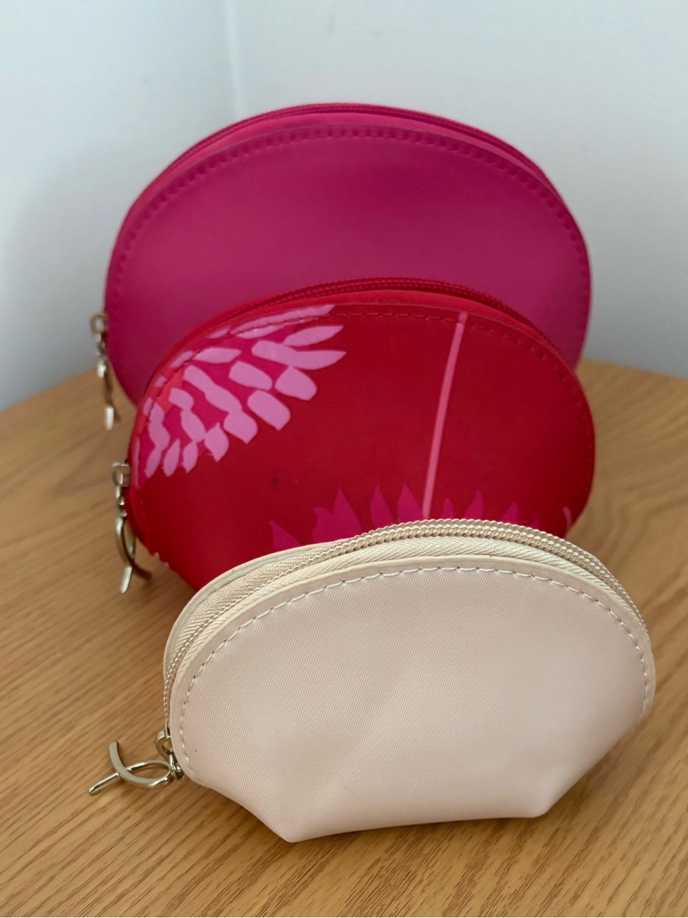 Avon Pink Hope Nesting Cosmetic Bags - NEW